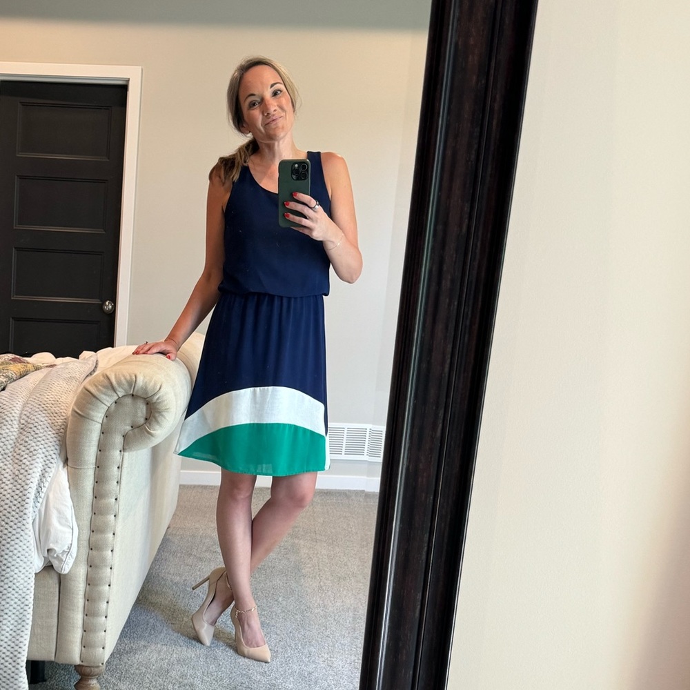 Preppy knee length dress blue, white, green Hawthorn size small sleeveless